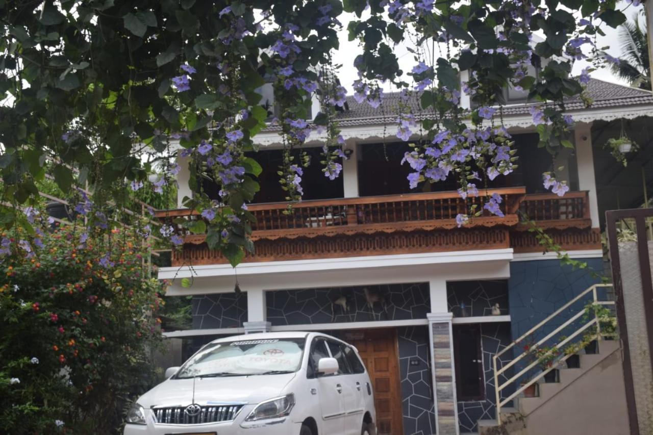 Dean Dale Cottages Thekkady Exterior photo