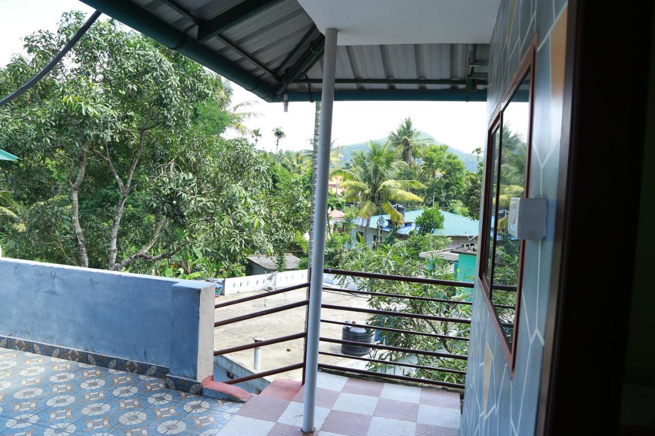 Dean Dale Cottages Thekkady Exterior photo